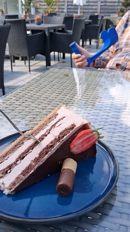 BookNoFees: Restaurante – Café Konditorei Hoyer – Breckerfeld – Café e Confeitaria Hoyer, foto 3