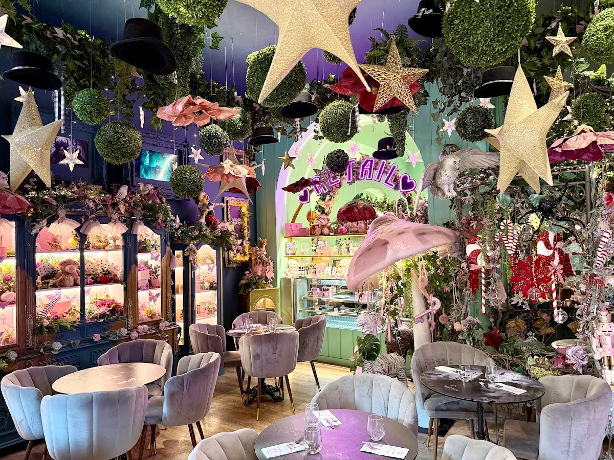 BookNoFees: Café – Fairytale Nea Filadelfeia – Athens – Conto de Fadas Nea Filadelfeia, foto 1