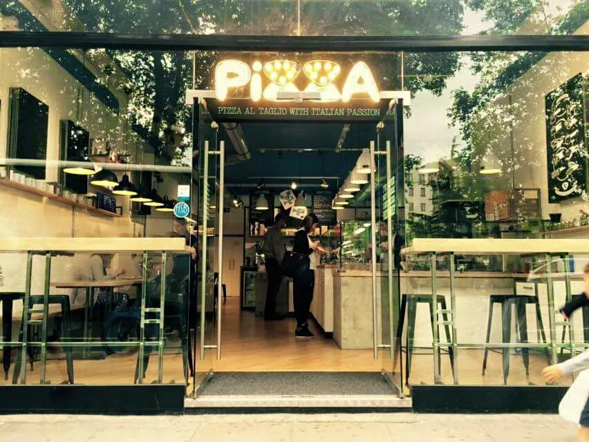 BookNoFees: Restaurante – Circle & Slice – London – Circular e Fatiar, foto 1