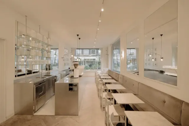BookNoFees: Restaurante – Locals Coffee – Amsterdam – Café Locals, foto 3