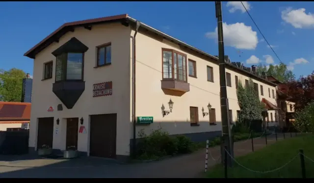BookNoFees: Quarto individual em uma pousada – Schönfeld