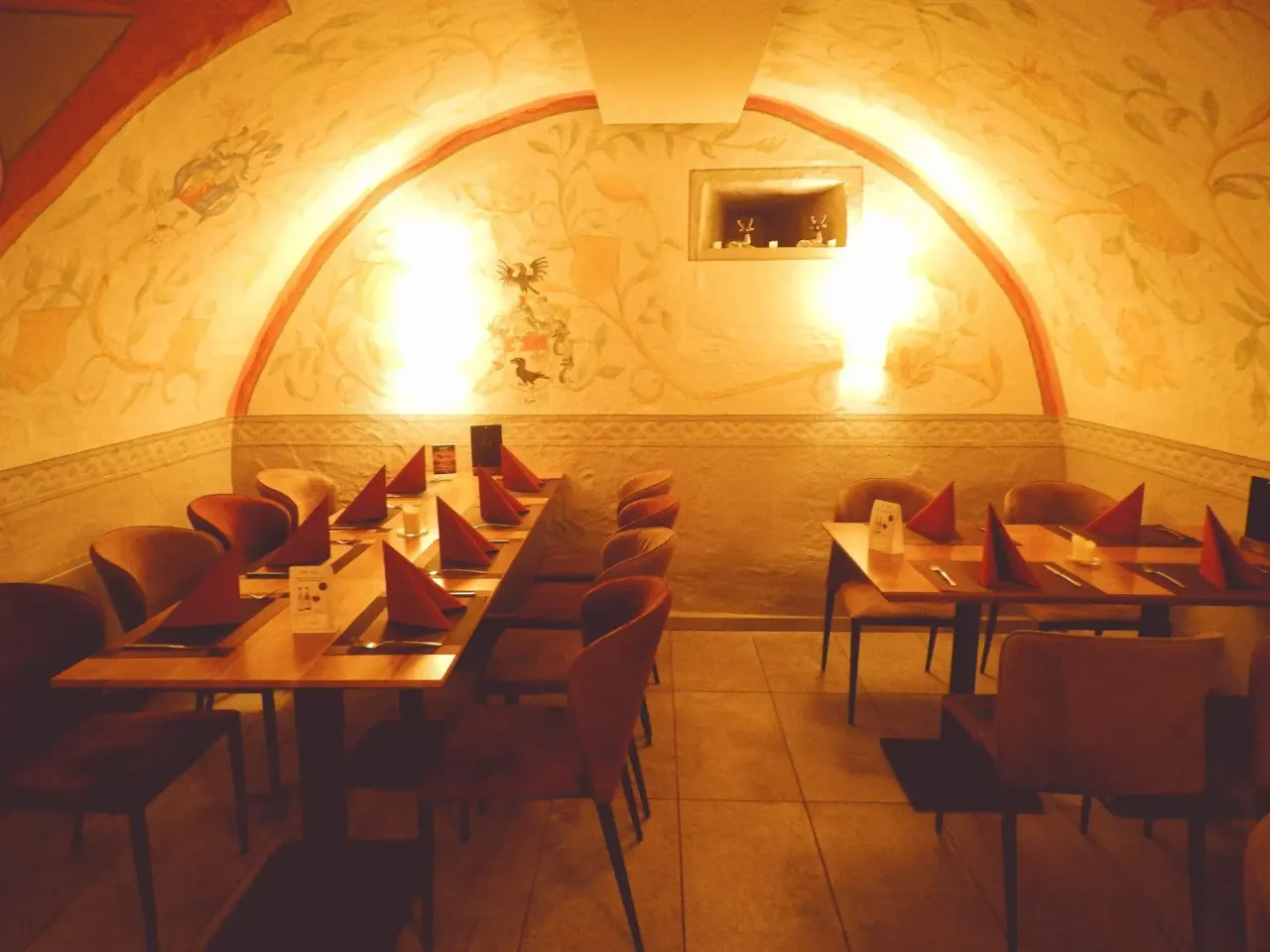 BookNoFees: Restaurante – Drostenkeller – Balve – Drostenkeller, foto 1