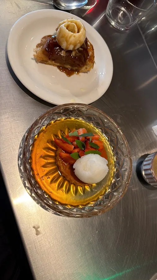 BookNoFees: Restaurante – Belly – London – Barriga, foto 2