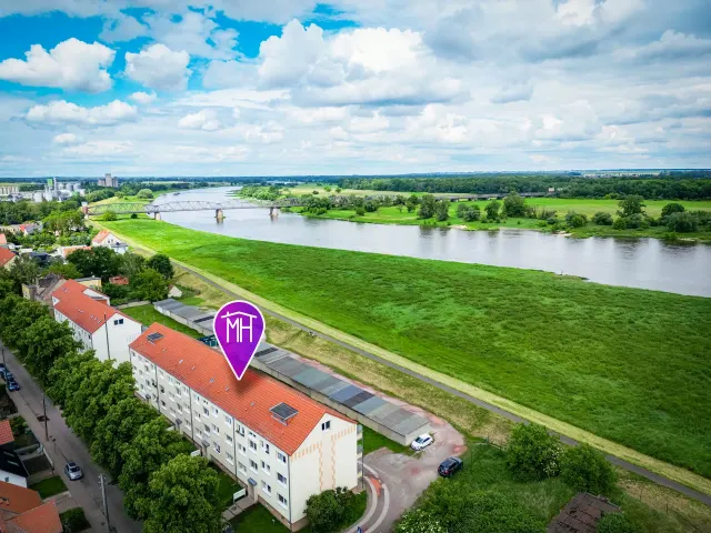 BookNoFees: Apartamento com vista para o rio Elba e varanda, na ciclovia Elba-Saale – Barby