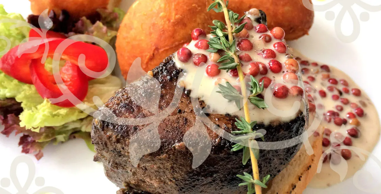 BookNoFees: Restaurante – Ínyenc Kert – Budapest – Jardim Gastronômico, foto 1