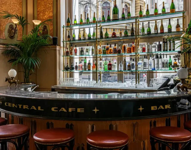 BookNoFees: Restaurante – Centrál Grand Cafe & Bar 1887 – Budapest – Centrál Grand Café & Bar 1887, foto 3
