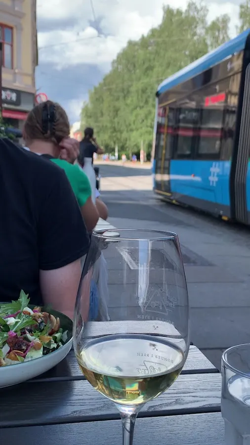 BookNoFees: Restaurante – Bønder i byen – Oslo – Agricultores na cidade, foto 3