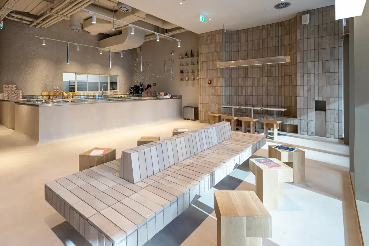 BookNoFees: Lanchonete – Berliner – Bucharest – berlinense, foto 1