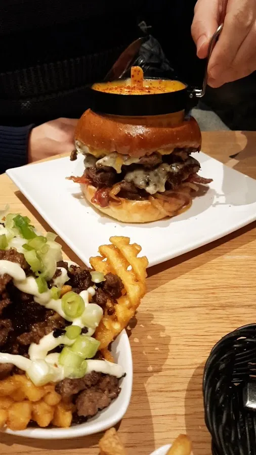 BookNoFees: Restaurante – BaseBurger Restaurant – Bochum – Restaurante BaseBurger, foto 3