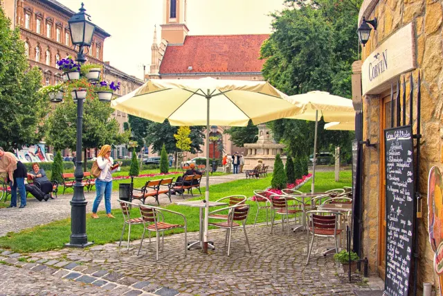 BookNoFees: Café – Corvin Kávézó – Budapest – Café Corvin, foto 2
