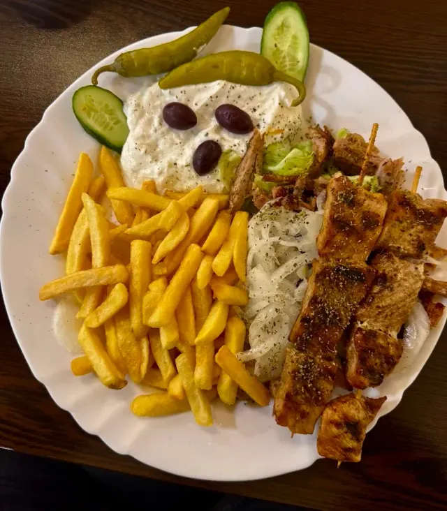 BookNoFees: Restaurante – Bei Stratos – Lüdenscheid – Na Stratos, foto 3