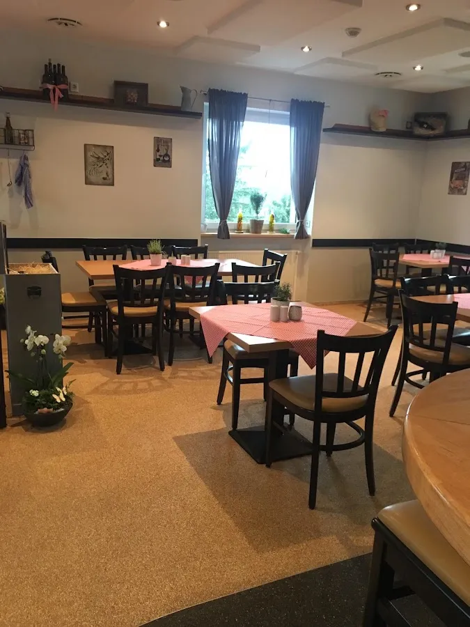 BookNoFees: Restaurante – Tornado Pizzeria – Kierspe – Pizzaria Tornado, foto 1