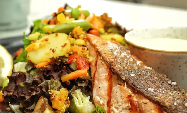 BookNoFees: Le Bistro, Budapest