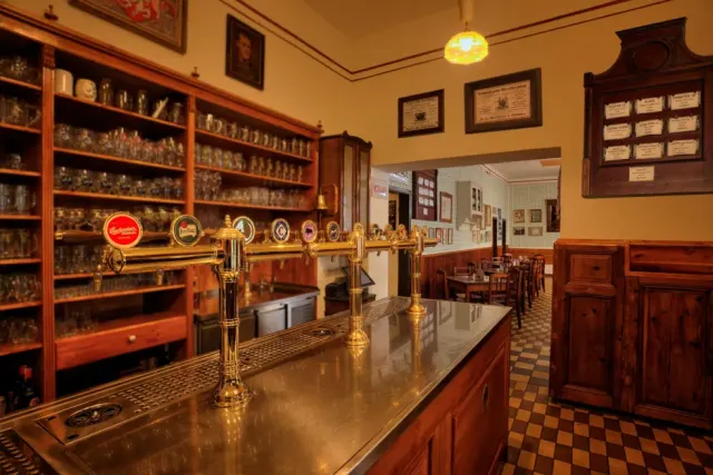 BookNoFees: Restaurante – U Šumavy – Prague – Perto de Šumava, foto 3