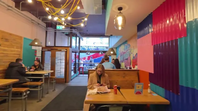 BookNoFees: Lanchonete – Boojum – Dublin – Boojum, foto 3
