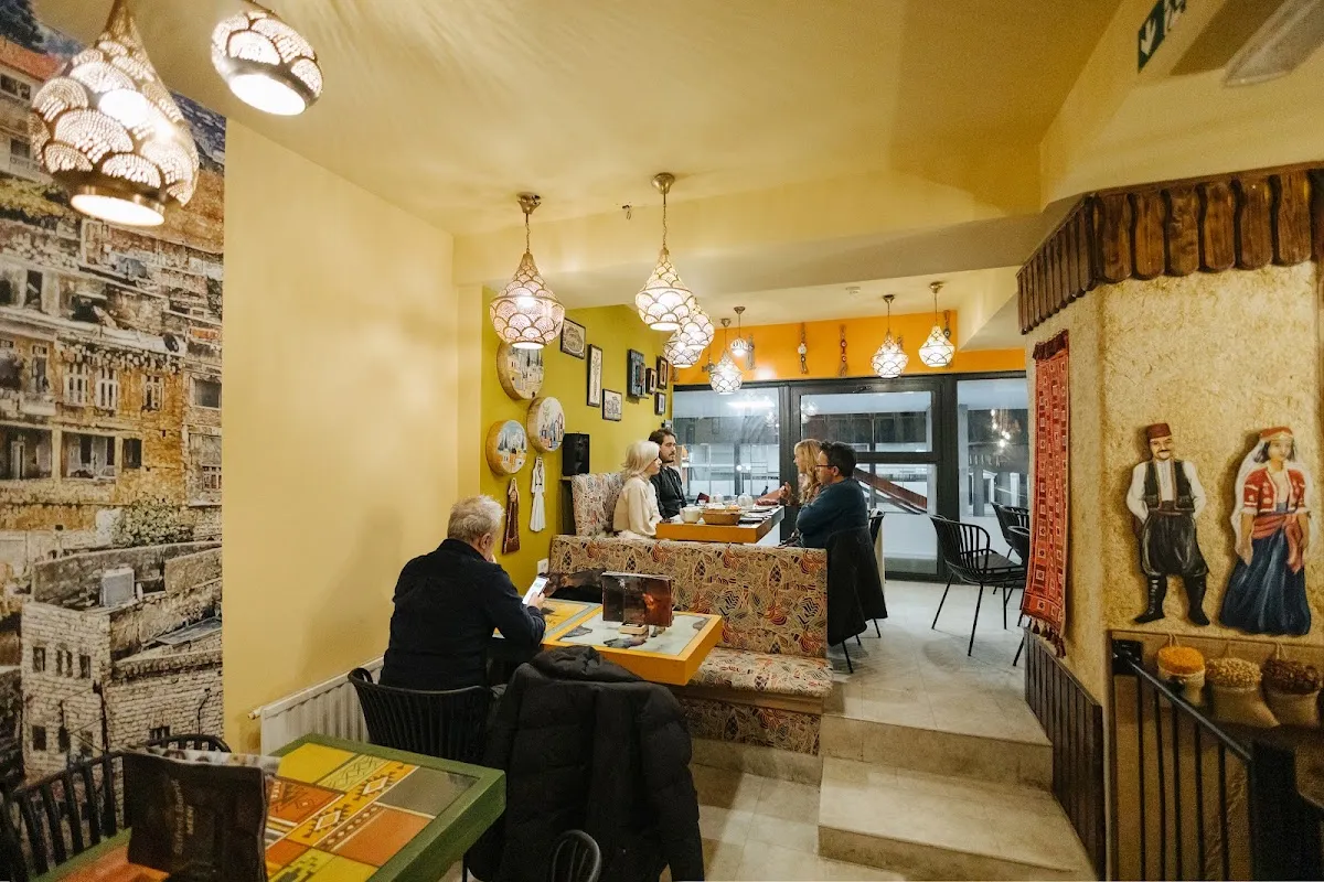BookNoFees: Restaurante – Al Yasmin – Ljubljana – O Jasmim, foto 1