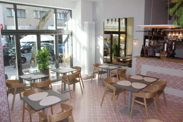 BookNoFees: Restaurante – Napolita – Berlin – Napolitana, foto 2