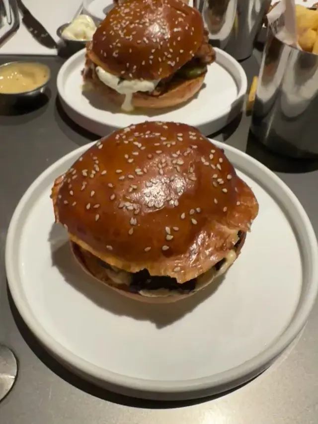 BookNoFees: Restaurante – Burger & Beyond – London – Burger & Beyond, foto 3