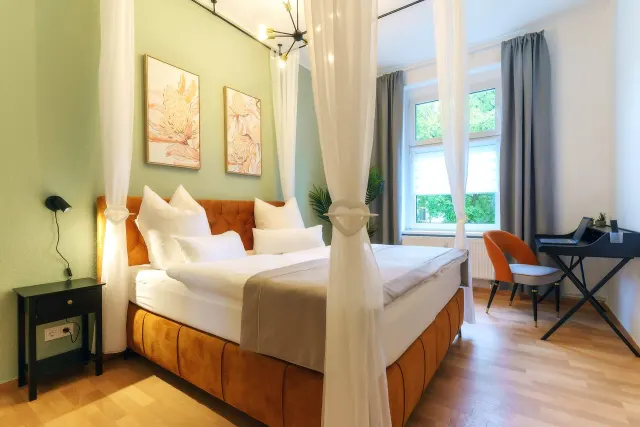 BookNoFees: aluguel de temporada em Magdeburg – Apartamento charmoso em prédio antigo com varanda no coração de Magdeburg