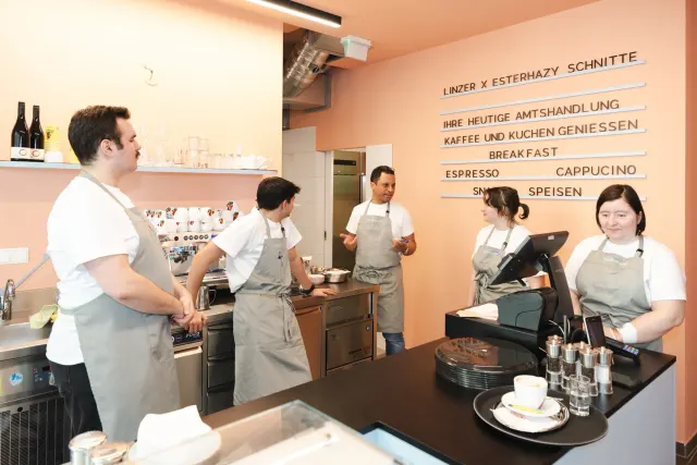 BookNoFees: Café – Kuchenamt – Vienna – Departamento de Bolos, foto 2