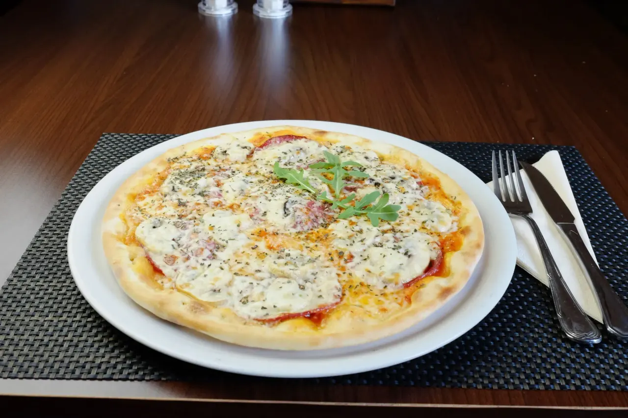 BookNoFees: Lanchonete – Delicato Pizzeria & Dönerhaus – Arnsberg-Bruchhausen – Delicato Pizzeria & Dönerhaus, foto 1
