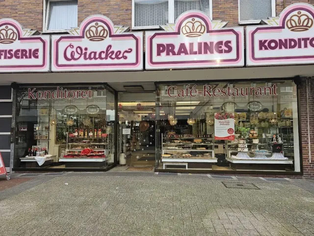 BookNoFees: Konditorei Café Wiacker, Herne