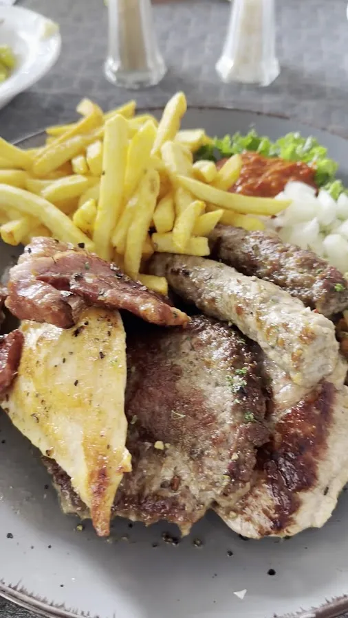 BookNoFees: Restaurante – Restaurant am Flugplatz – Hamm – Restaurante no aeroporto, foto 3