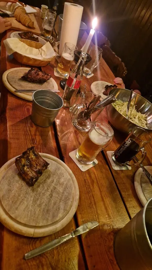 BookNoFees: Restaurante – Beim Raubritter – Drolshagen – No castelo do cavaleiro saqueador, foto 3