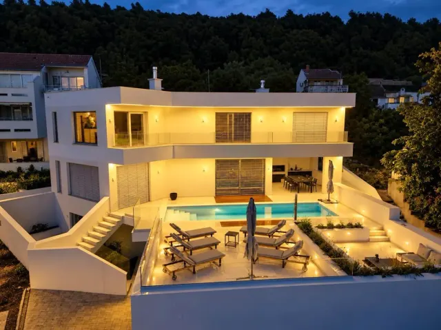 BookNoFees: aluguel de temporada em Rogoznica – Villa Luise