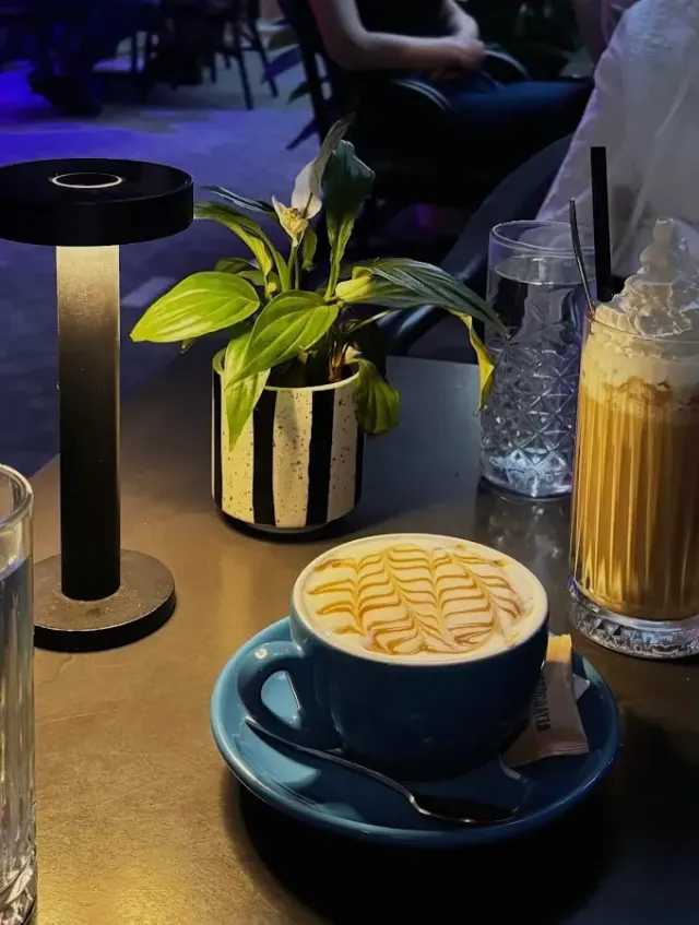 BookNoFees: Café – Baristocratia Coffee Society – Belgrade – Baristocratia Coffee Society, foto 2