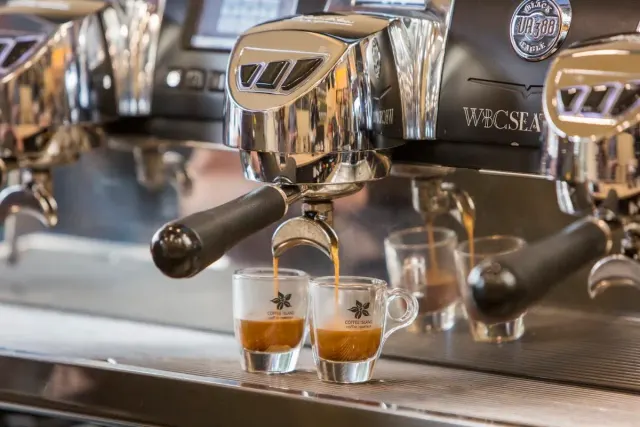 BookNoFees: Café – Coffee Island – Athens – Ilha do Café, foto 2