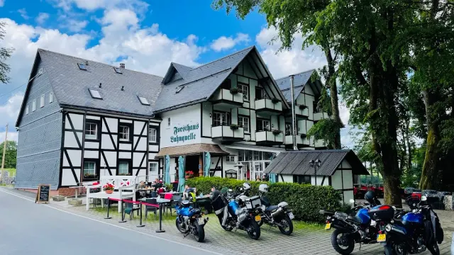 BookNoFees: Restaurante – Forsthaus Lahnquelle – Netphen – Casa Florestal Lahnquelle, foto 3