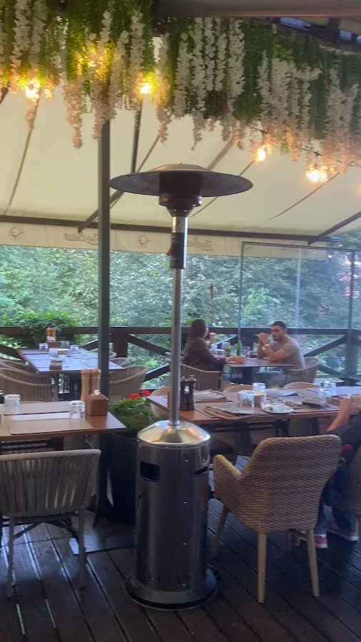 BookNoFees: Restaurante – Batoni Restaurant – Bratislava – Restaurante Batoni, foto 3