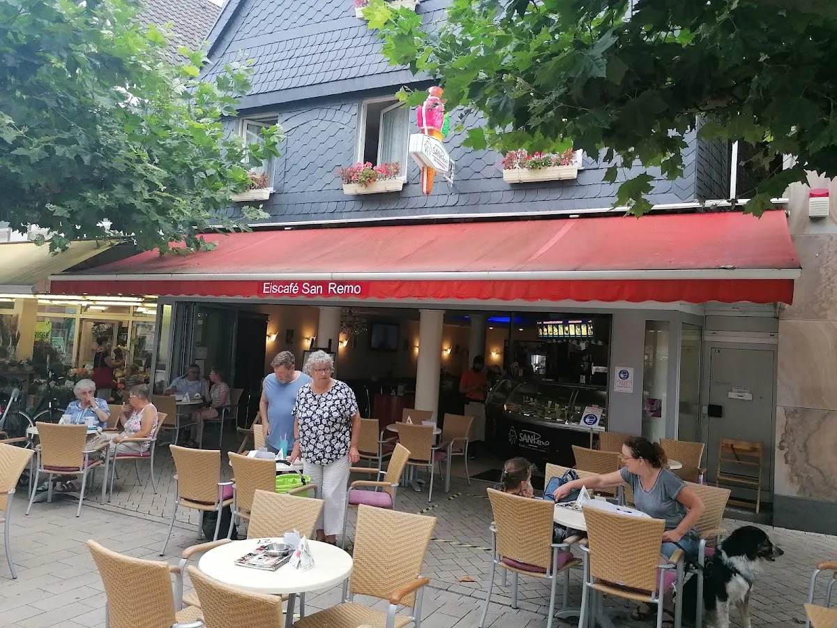 BookNoFees: Sorvete – Eiscafé Dolomiti – Menden – Eiscafé Dolomiti, foto 1