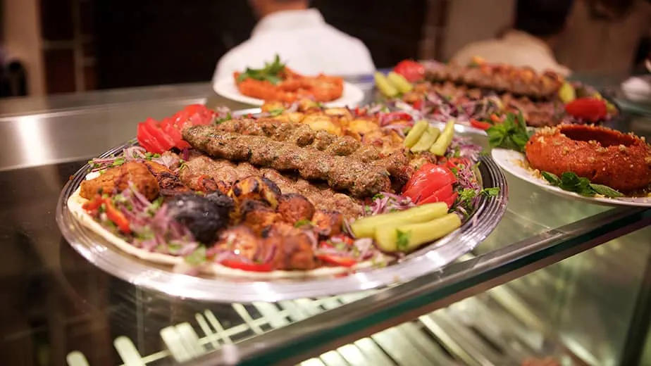 BookNoFees: Restaurante – Al-Amir – Budapest – O Príncipe, foto 1