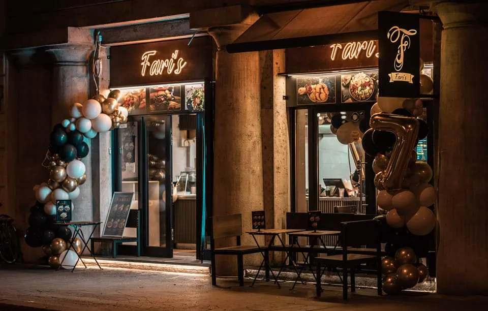 BookNoFees: Lanchonete – Fari's Delice – Ljubljana – Fari's Delice, foto 1