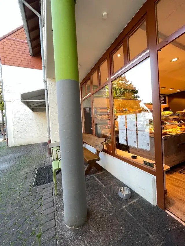 BookNoFees: Rüsing Andrea Bäckerei, Erwitte