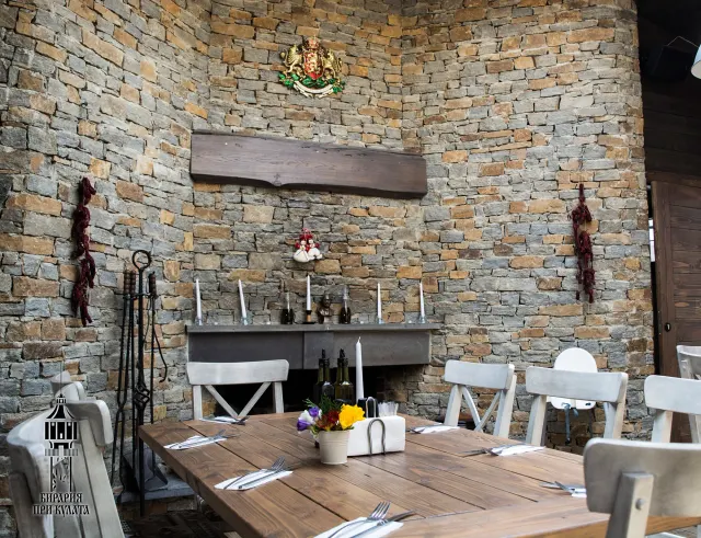 BookNoFees: Restaurante – Бирария При Кулата – Sofia – Cervejaria “Pri Kulata”, foto 2