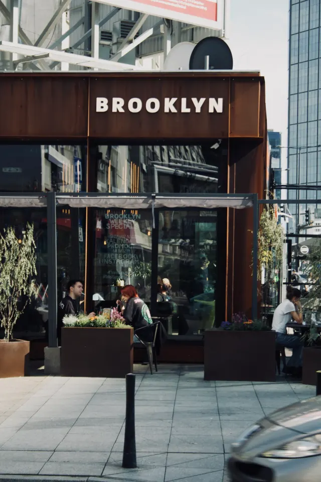 BookNoFees: Lanchonete – Brooklyn House – Warsaw – Casa do Brooklyn, foto 3