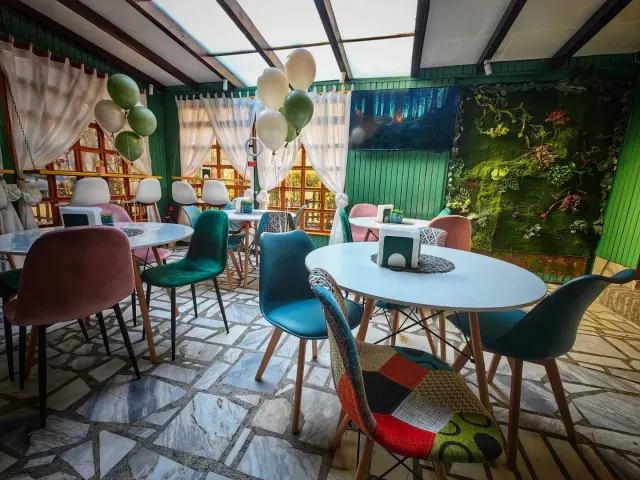 BookNoFees: Restaurante – Вълшебното място – Sofia – O lugar mágico, foto 3