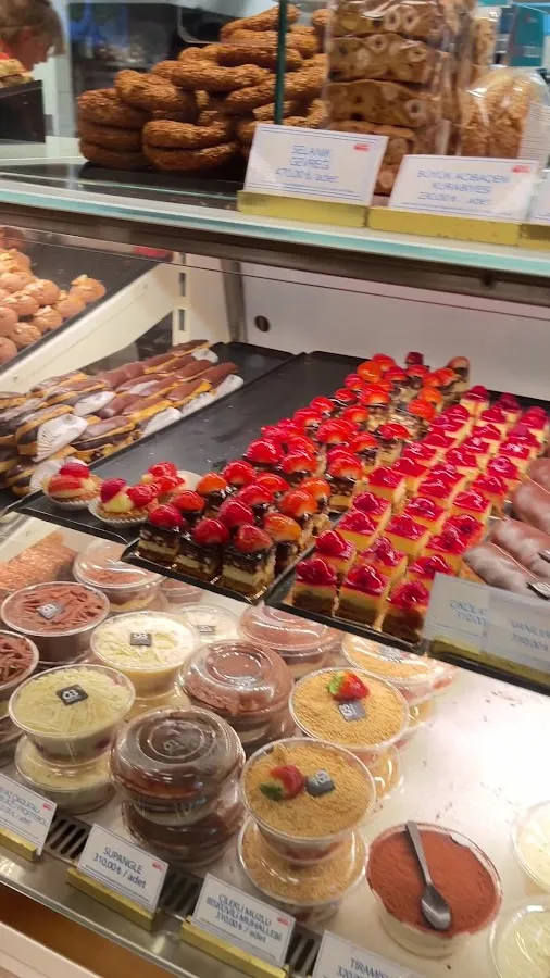 BookNoFees: Padaria – Beyaz Fırın Suadiye – Istanbul – Padaria Branca de Suadiye, foto 3