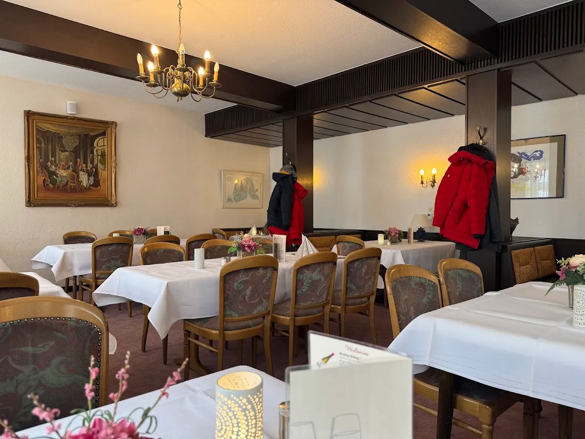 BookNoFees: Restaurante – Zum Adler Gaststätte – Herscheid – Restaurante Zum Adler, foto 1