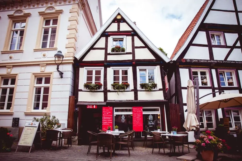BookNoFees: Café – Café Zum kleinen Häuschen – Soest – Café “A Casinha”, foto 1