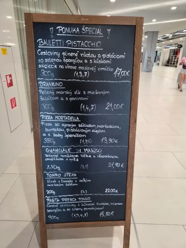 BookNoFees: Café – Certo "OC Tehelko" – Bratislava – Certo "OC Tehelko", foto 3