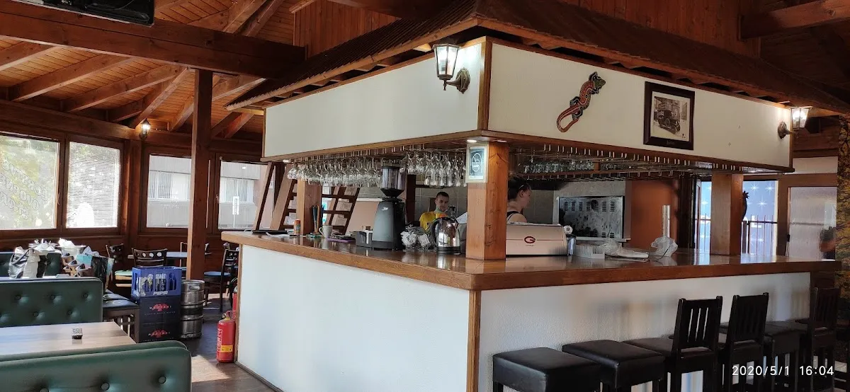 BookNoFees: Restaurante – Libero Drevenica – Bratislava – Libero Drevenica, foto 1