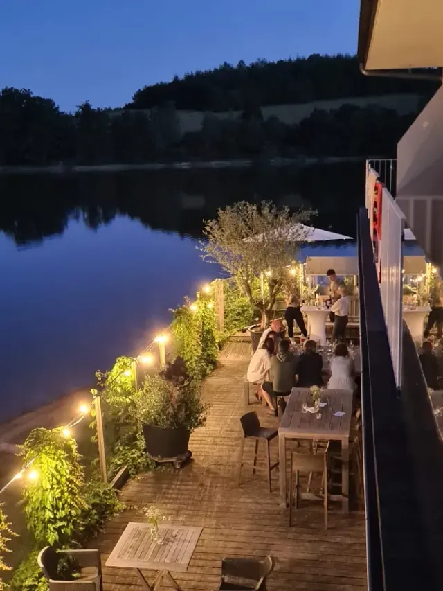 BookNoFees: Restaurante – Zum blauen See – Marsberg – Para o Lago Azul, foto 2