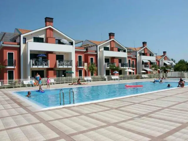 BookNoFees: Apartamento espaçoso em um condomínio tranquilo com piscina – Cavallino-Treporti