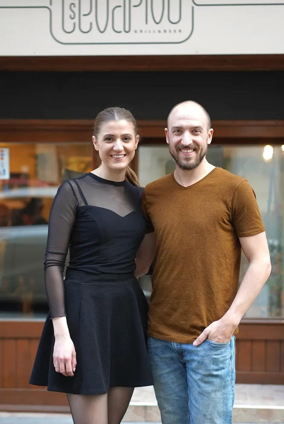 BookNoFees: Restaurante – Csevapivo – Budapest – Csevapivo, foto 1
