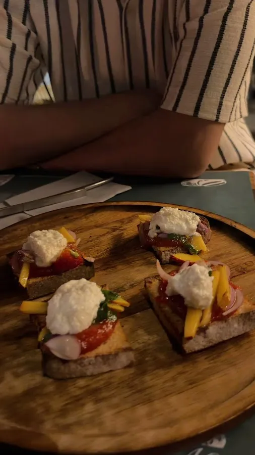 BookNoFees: Restaurante – Afuera – Athens – Lá fora, foto 3