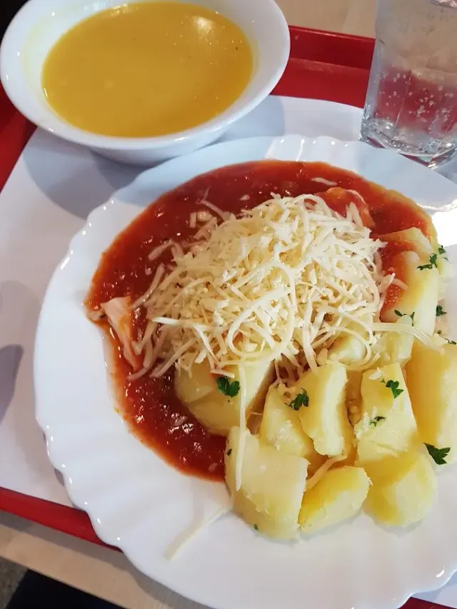 BookNoFees: Restaurante – City Cantina Square – Bratislava – City Cantina Square, foto 2